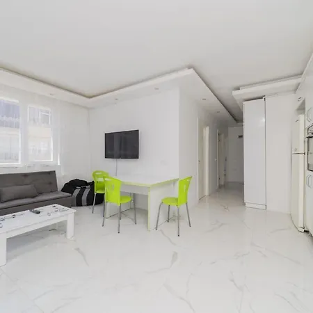 Furnished Flat W Balcony 2 Min To In Apartment Antalya