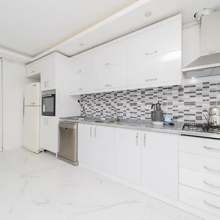 Furnished Flat W Balcony 2 Min To In Antalya