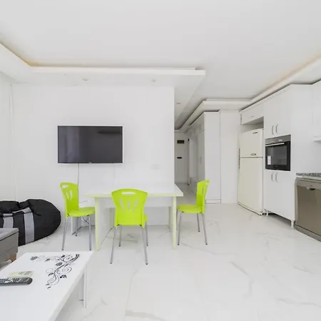 Apartment Furnished Flat W Balcony 2 Min To In Antalya
