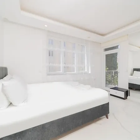 Furnished Flat W Balcony 2 Min To In Apartment Antalya