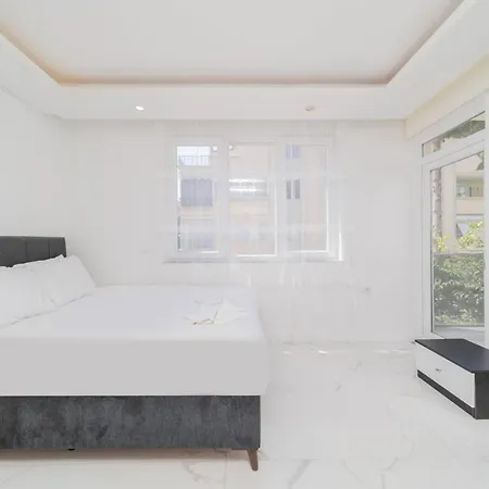 Furnished Flat W Balcony 2 Min To In Apartment Antalya